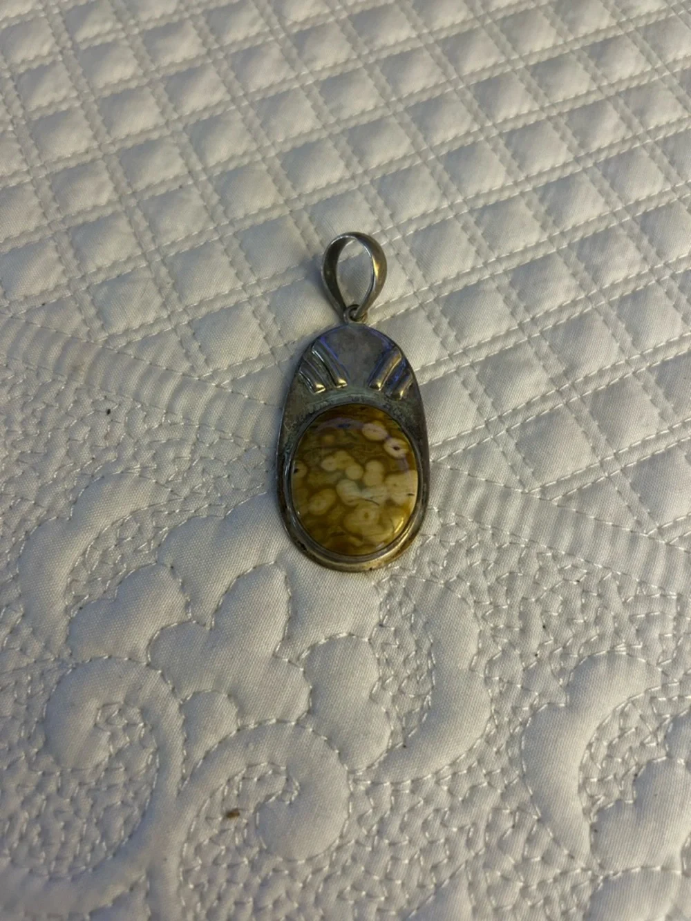 Beautiful Jasper Pendant - Picture 5 of 5